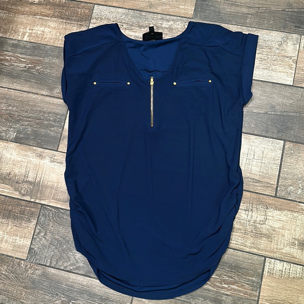 Maternity top - XL great condition